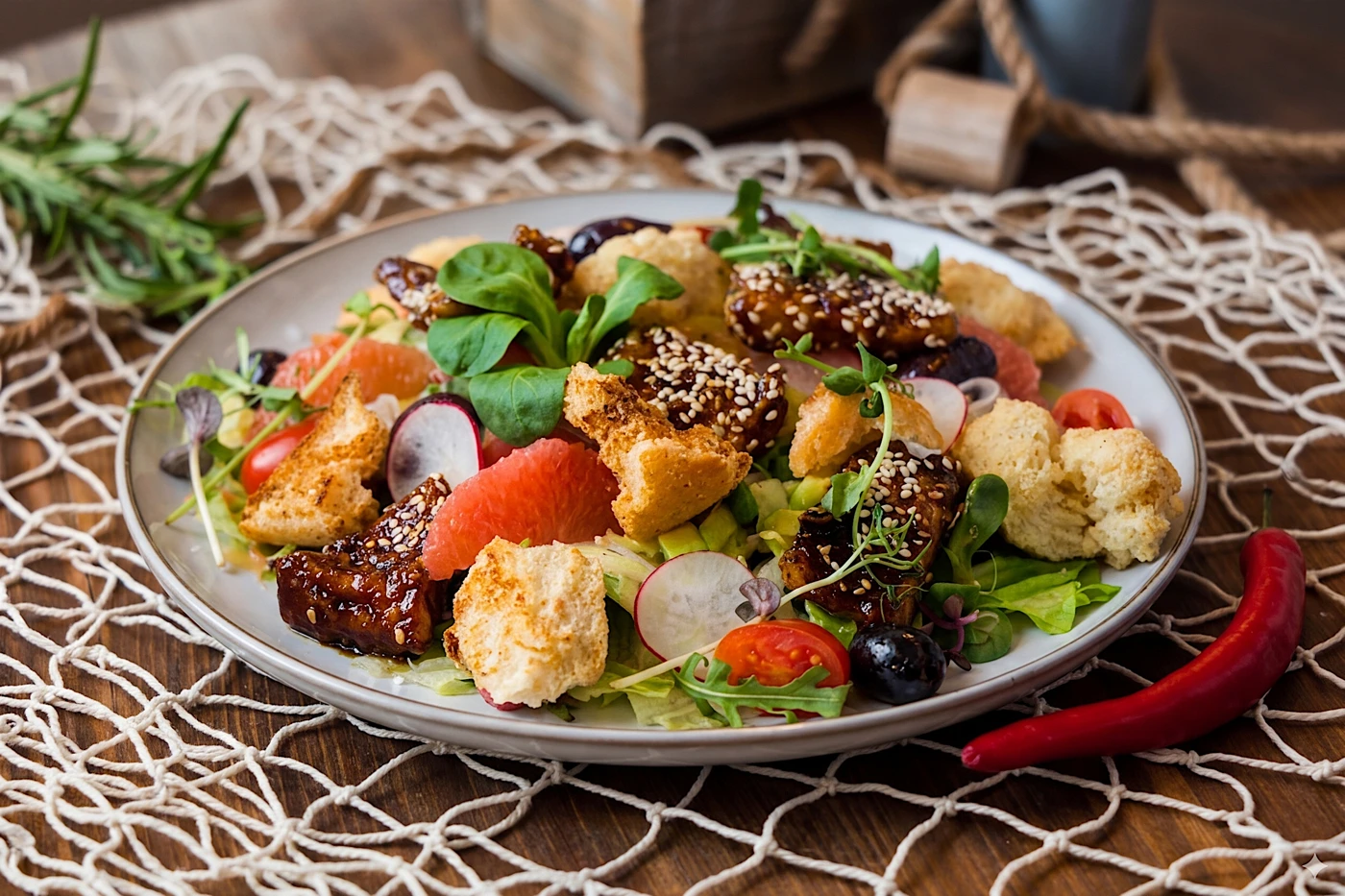 sałatka teriyaki